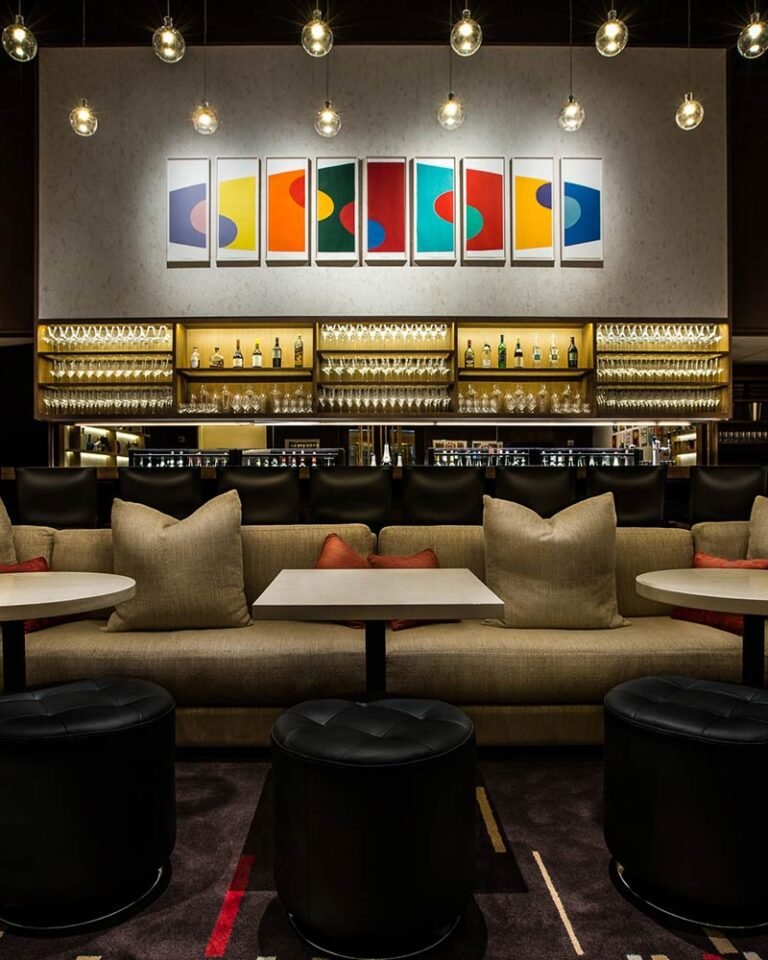 Le Bernardin New York: A Complete Guide to One of America’s Most Celebrated Seafood Restaurants